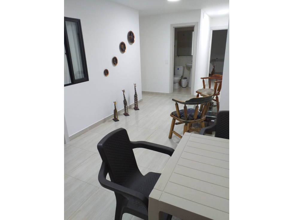 Rento hermoso apartamento en el Galán