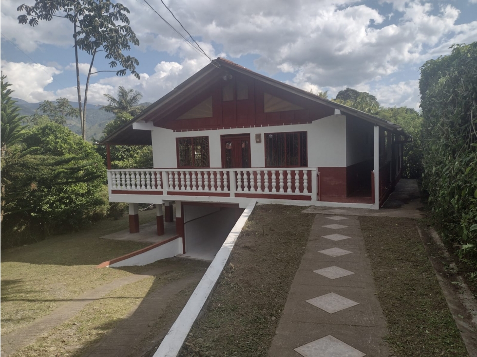 VENDO CHALET NORTE DE ARMENIA