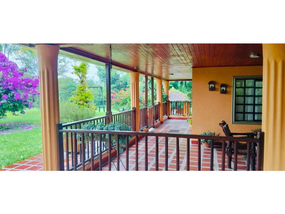 VENTA O RENTA HERMOSO CHALET EN FILANDIA - 4