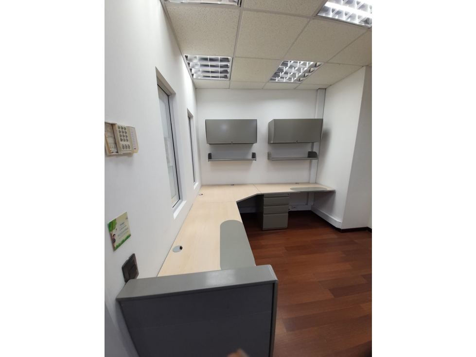VENDO OFICINA - 4