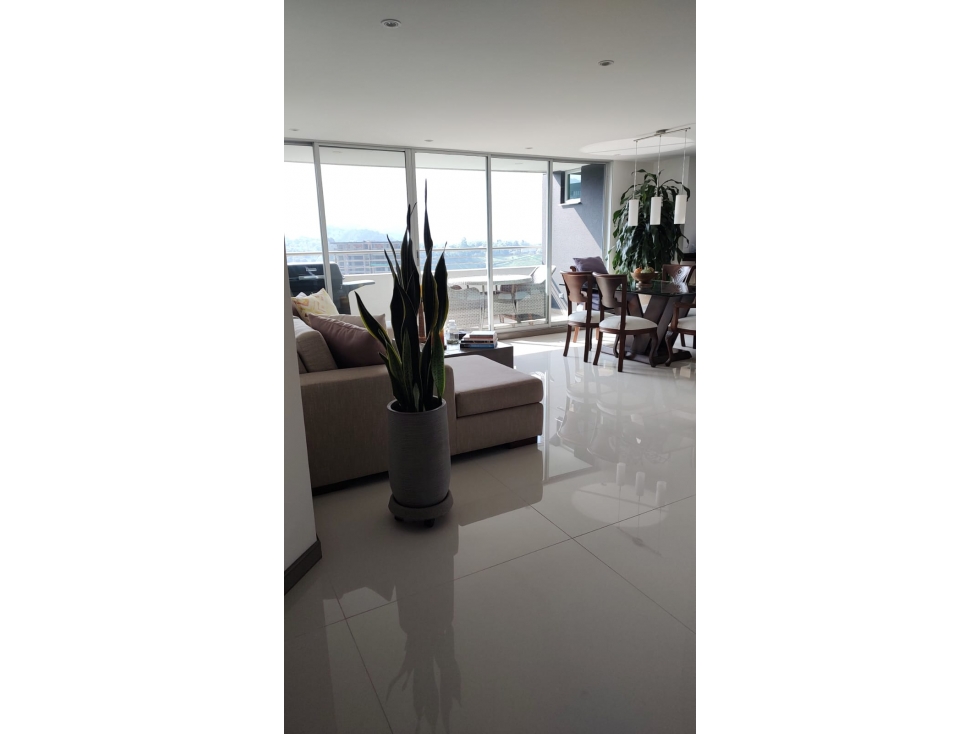 VENDO HERMOSO APARTAMENTO EN EL NORTE DE ARMENIA — foto 2