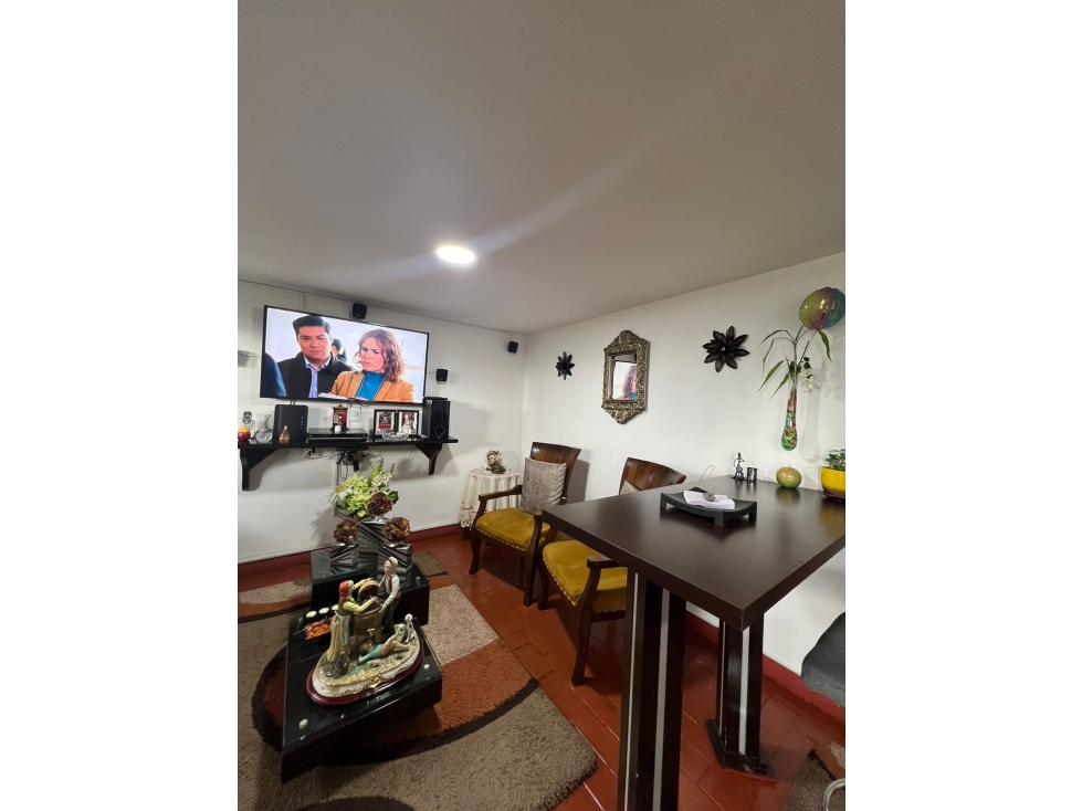 VENDO CASA SUR DE LA CIUDAD — foto 2