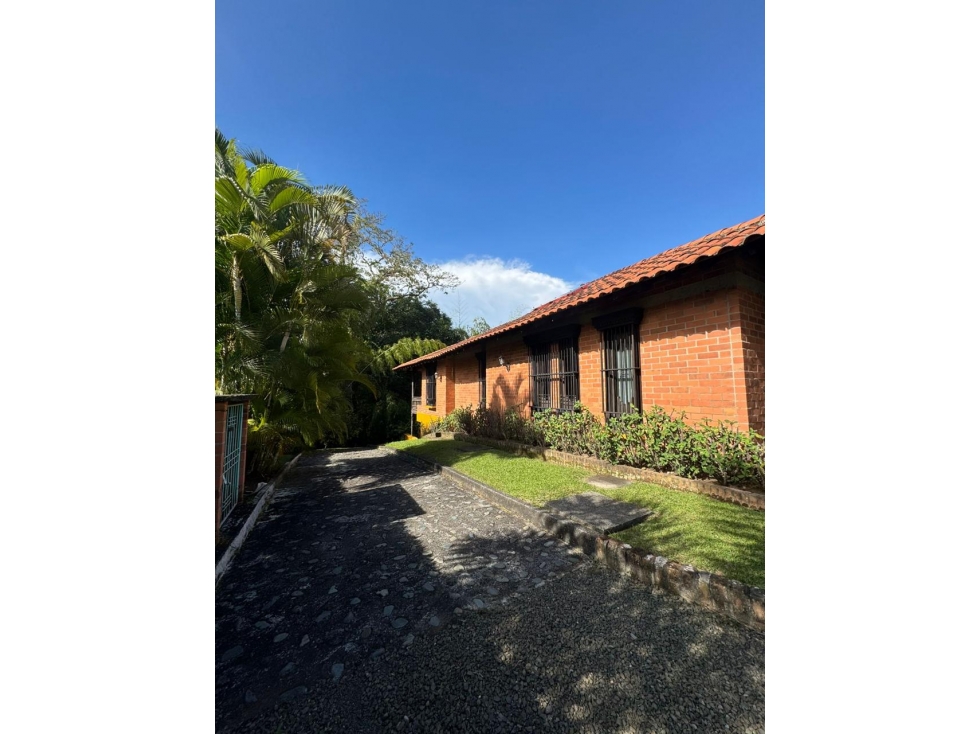 RENTO EXCLUSIVA CASA CAMPESTRE PEREIRA - 1