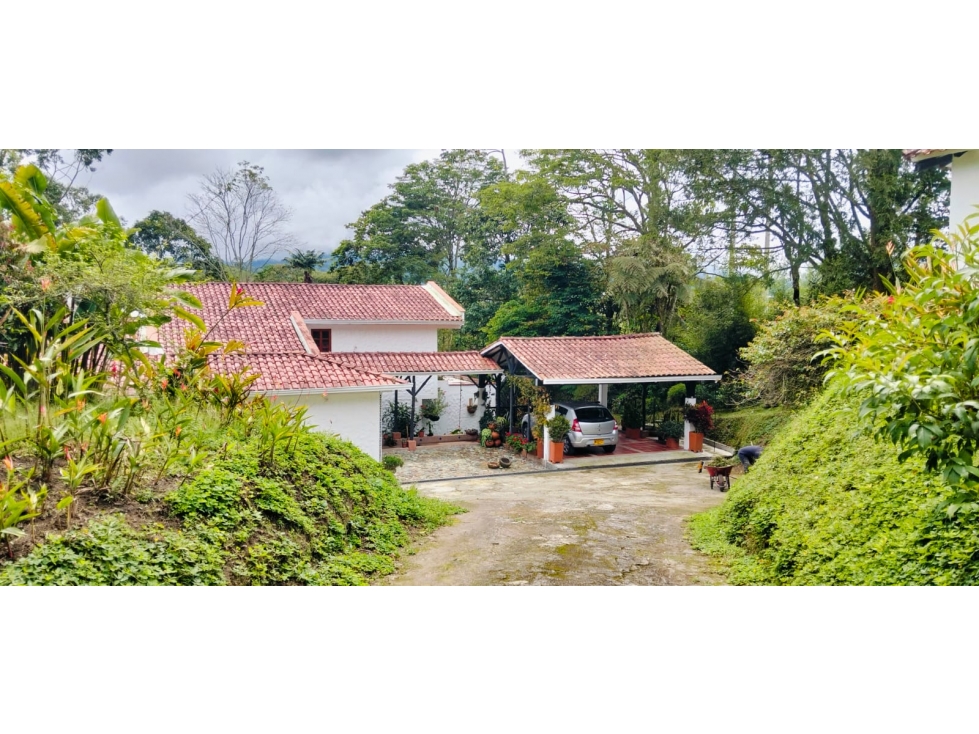 VENDO CASA CAMPESTRE EN EL QUINDIO