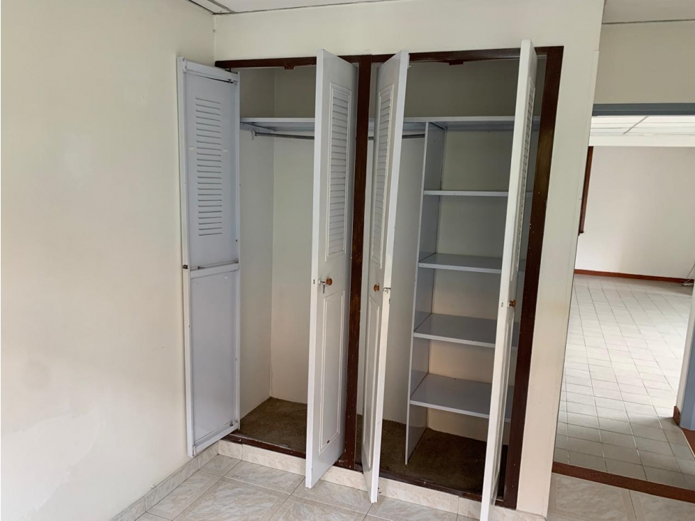 VENDO CONFORTABLE CASA EN EL SECTOR GALÁN DE ARMENIA — foto 3