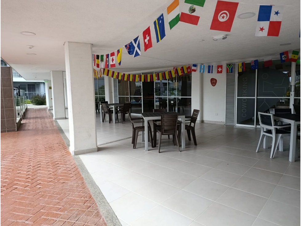 VENDO HERMOSO APTO EN LA AVENIDA CENTENARIO — foto 3