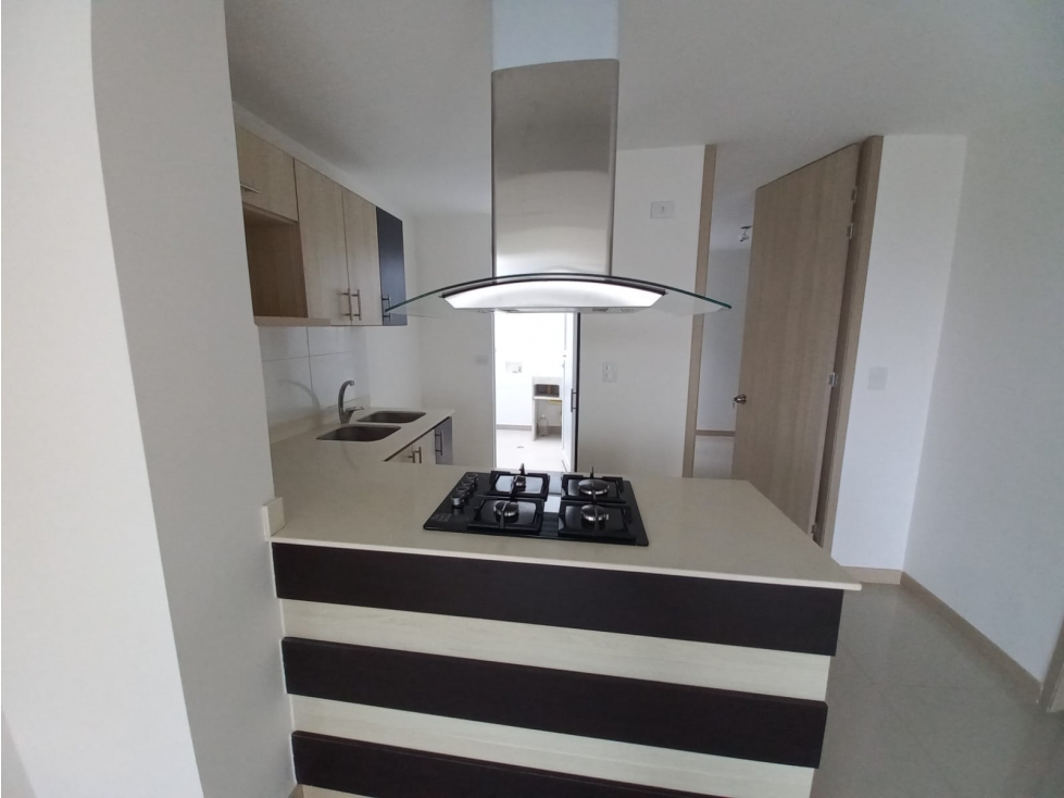 VENDO HERMOSA CASA SECTOR NORTE — foto 4