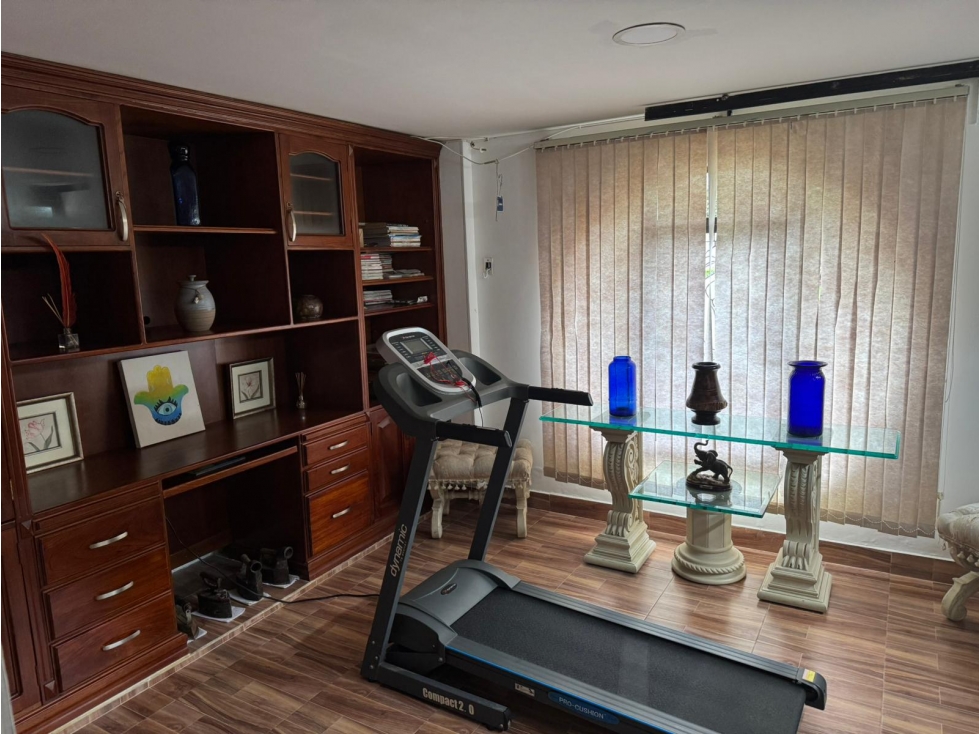 VENDO HERMOSA CASA EN EL NORTE DE LA CIUDAD — foto 4