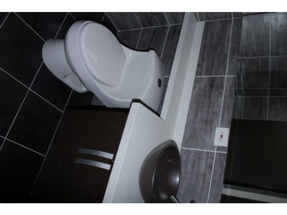 VENDO O PERMUTO CONFORTABLE APARTAMENTO EN EL SECTOR LAURELES — foto 4