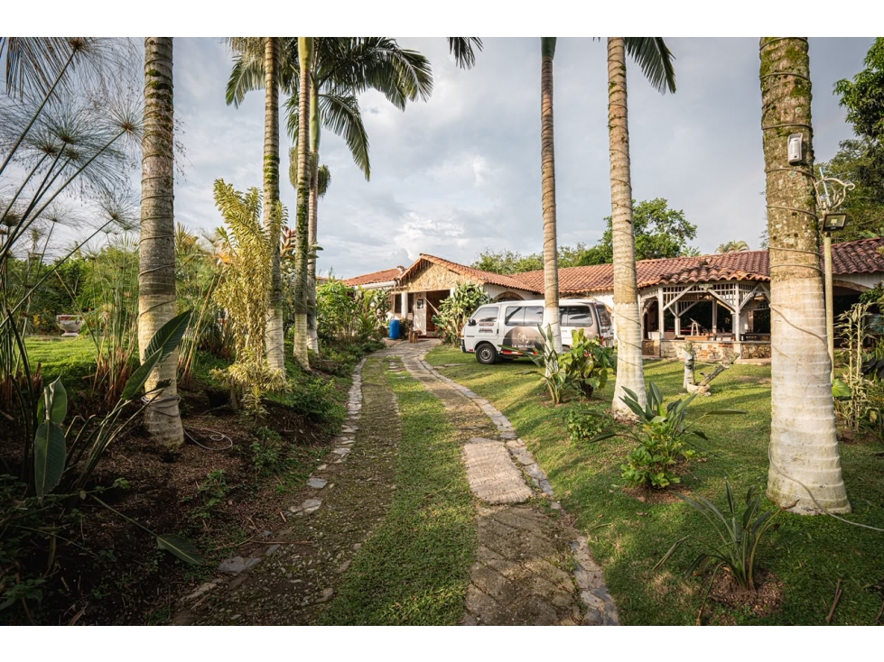 VENDO EXLUSIVO CHALET CAMPESTRE VÍA EL EDÉN - 5