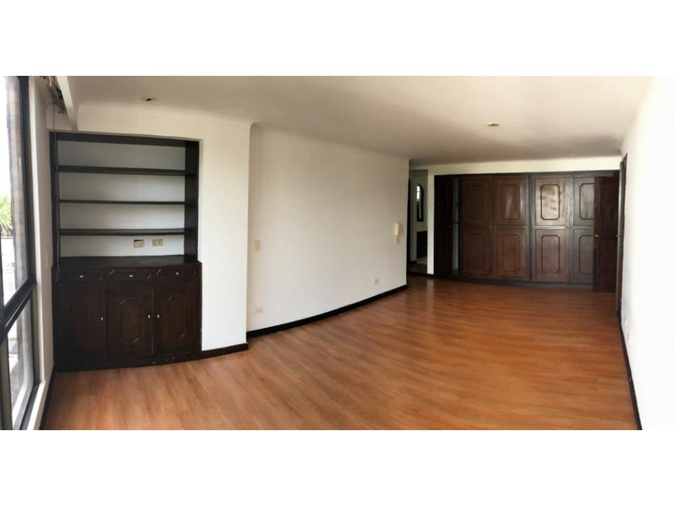 Apartamento con excelentes áreas - 5