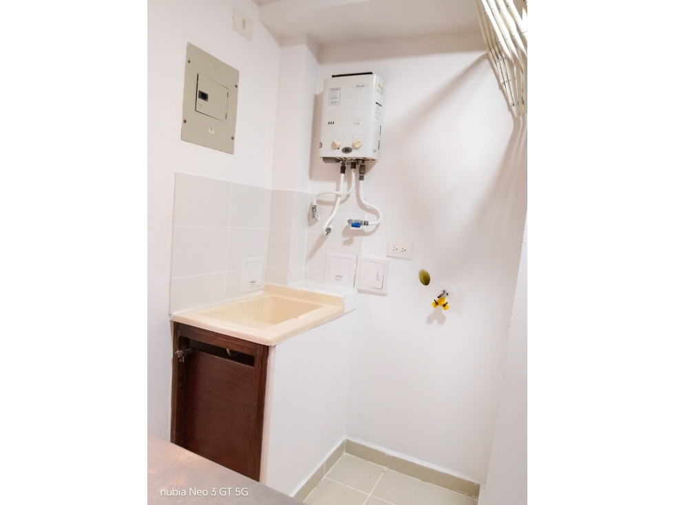 VENDO HERMOSO APARTAMENTO EN ZONA NORTE DE ARMENIA — foto 5