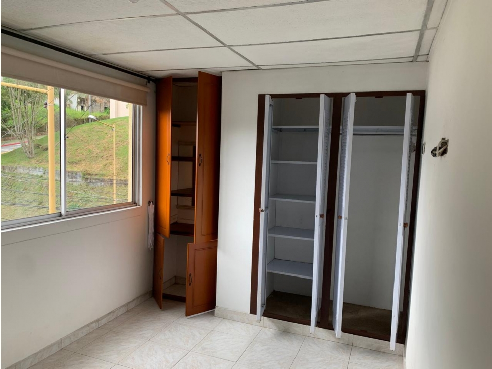 VENDO CONFORTABLE CASA EN EL SECTOR GALÁN DE ARMENIA — foto 5