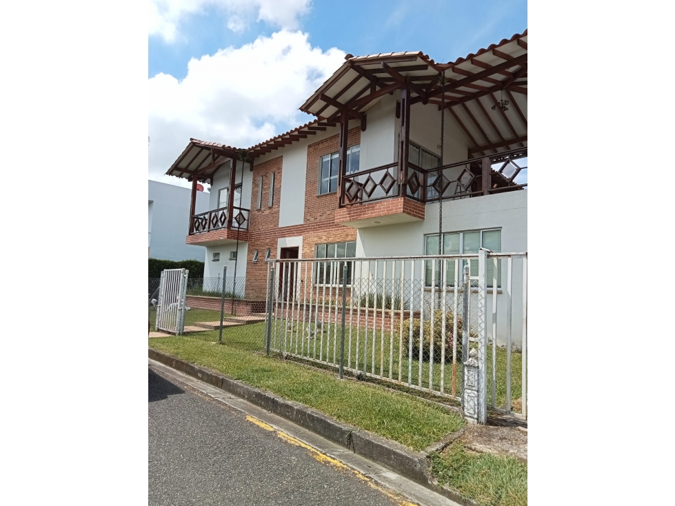 HERMOSO CHALET - 2
