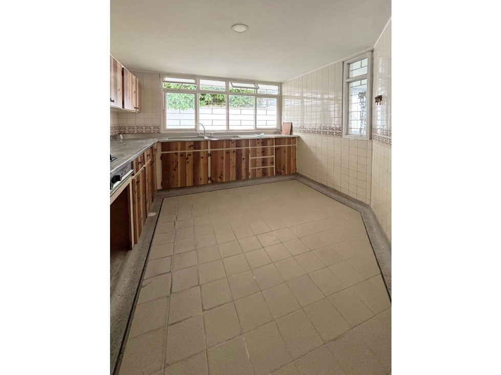 VENDO CASA LOTE O PARA USO COMERCIAL — foto 6