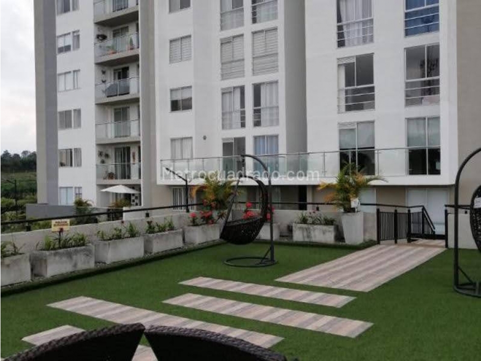 VENDO HERMOSO APARTAESTUDIO SECTOR NORTE