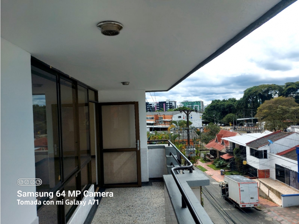VENDO ESPACIOSO APARTAMENTO SECTOR NORTE — foto 6