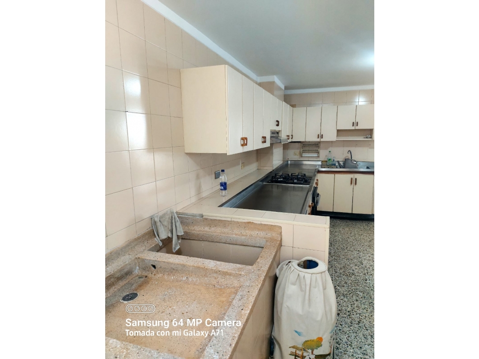 VENDO ESPACIOSO APARTAMENTO SECTOR NORTE — foto 5