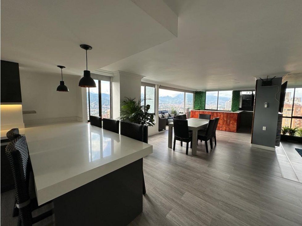 VENTA PENTHOUSE AMOBLADO EN EL POBLADO MEDELLIN — foto 3
