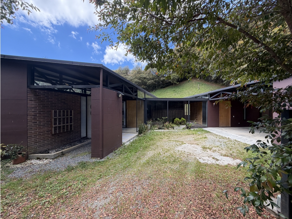 VENTA DE CASA CAMPESTRE LOMA DEL ESCOBERO EL RETIRO — foto 2