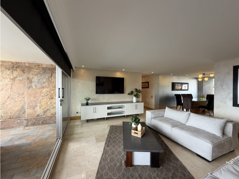 RENTA DE APARTAMENTO AMOBLADO EL TESORO POBLADO MEDELLIN