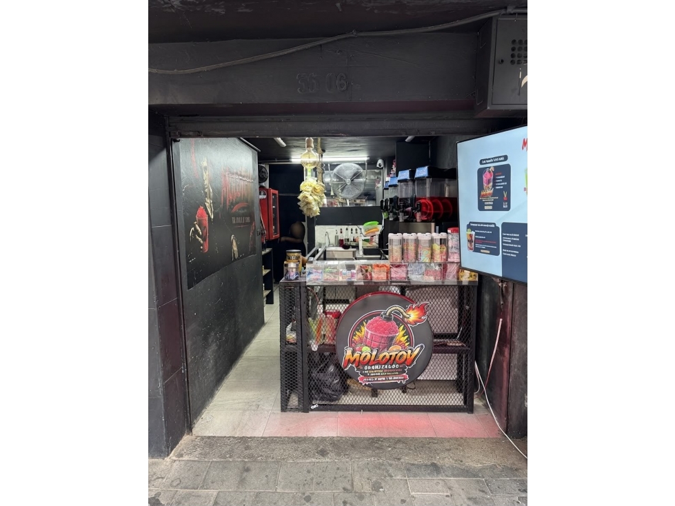 VENTA DE LOCAL COMERCIAL EL SALVADOR MEDELLÃN