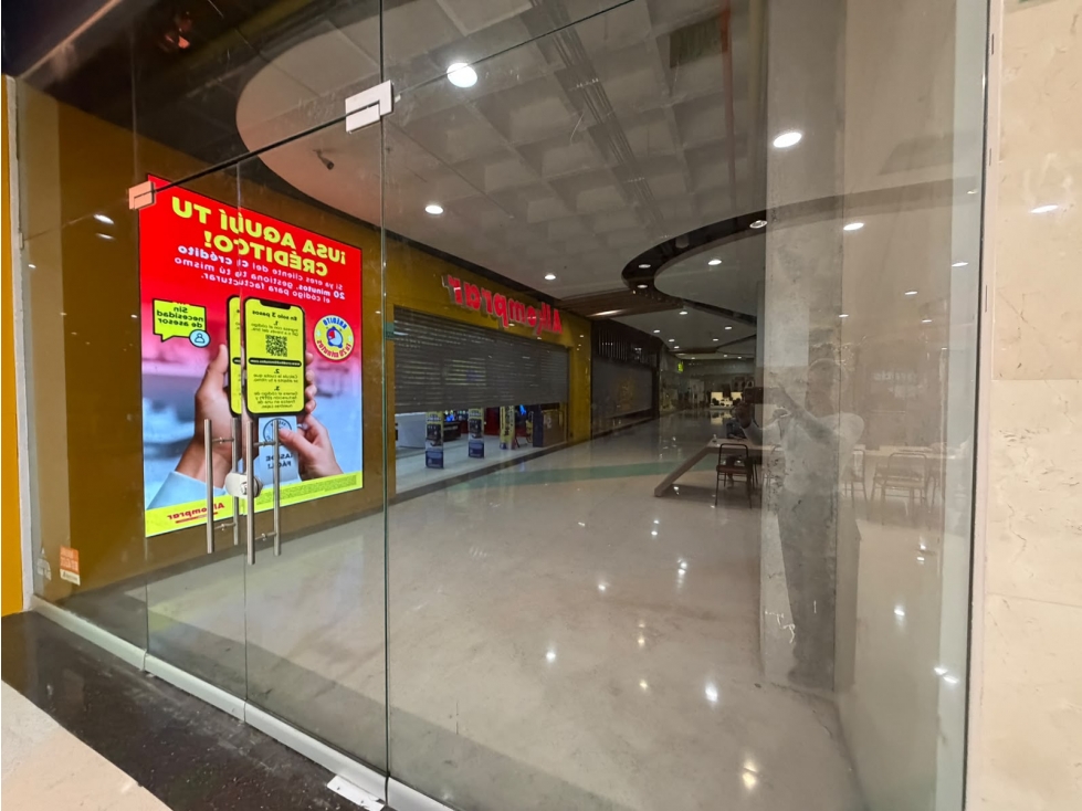 RENTA DE LOCAL EN CENTRO COMERCIAL BUENOS AIRES MEDELLIN — foto 4