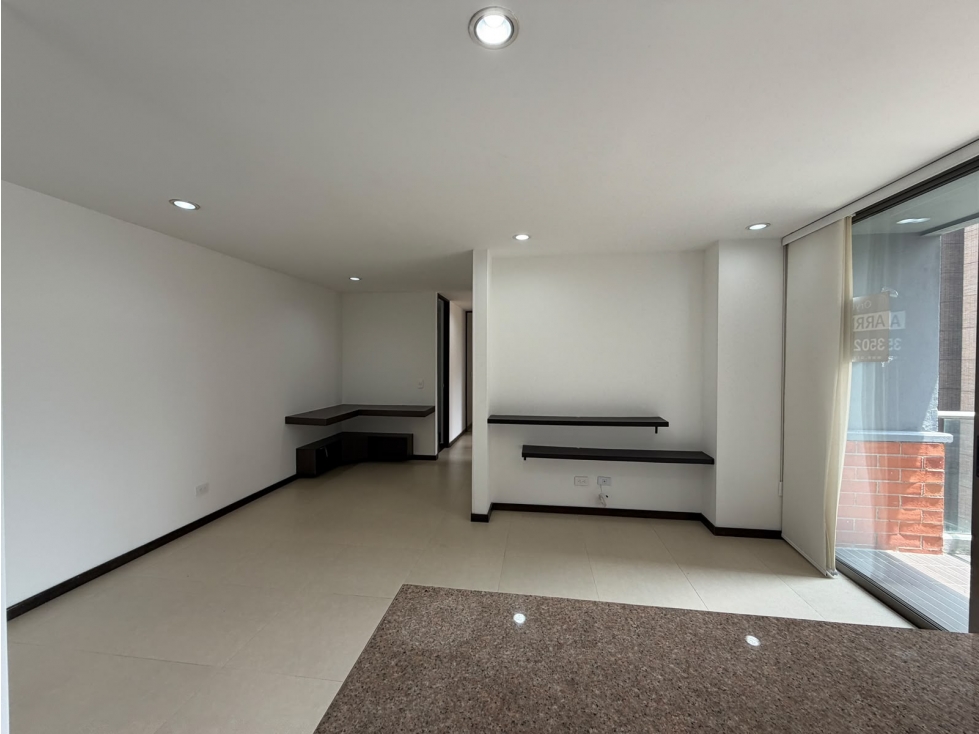 RENTA DE APARTAMENTO ALTOS DEL POBLADO MEDELLIN — foto 2