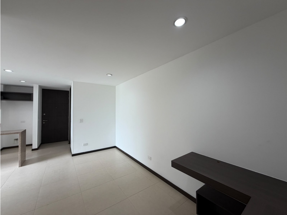 RENTA DE APARTAMENTO ALTOS DEL POBLADO MEDELLIN — foto 3