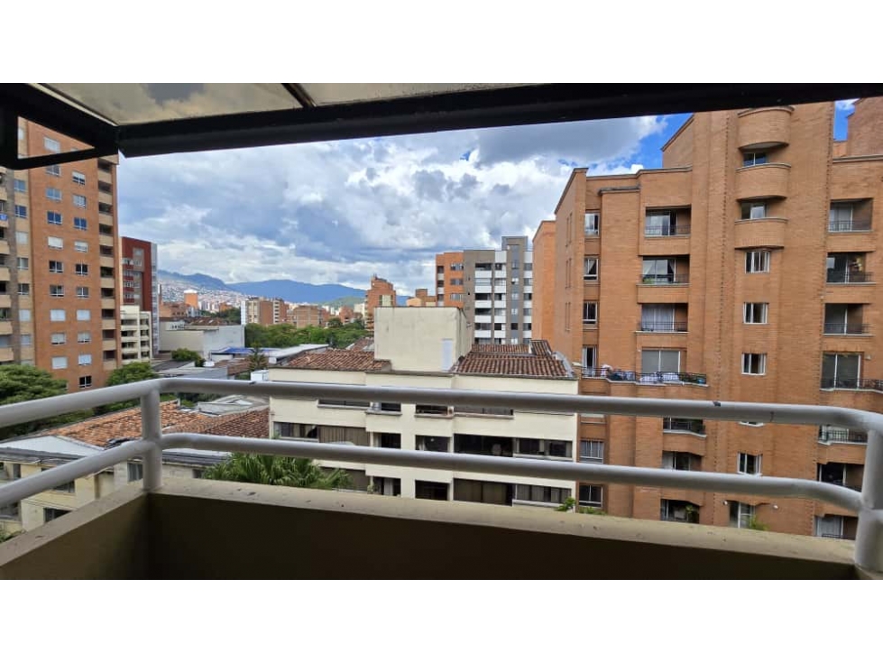VENTA DE APARTAMENTO LAURELES MEDELLIN — foto 3