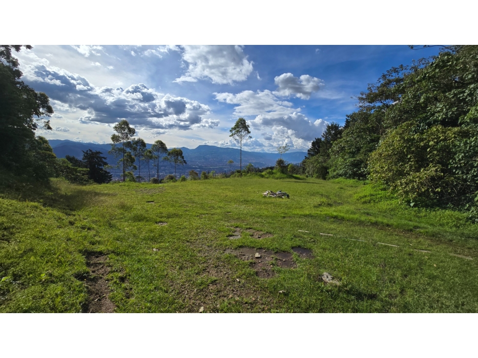 VENTA DE LOTE EL ESCOBERO ENVIGADO
