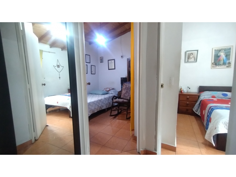 VENTA DE CASA ROBLEDO LA CAMPIÑA MEDELLIN — foto 4