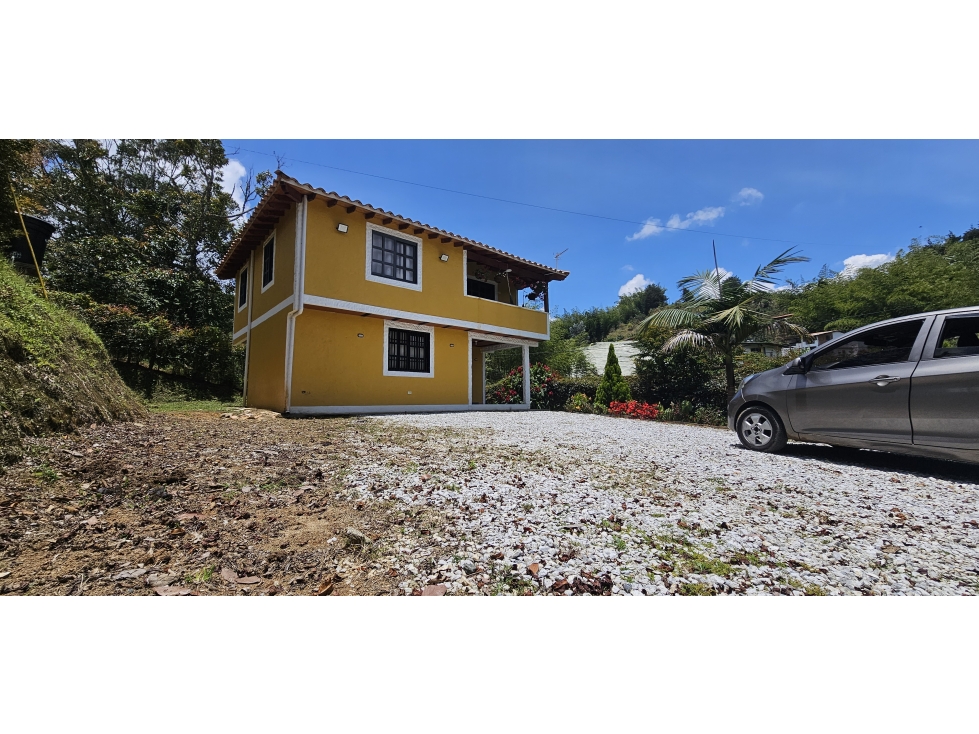 VENTA DE FINCA VEREDA EL POZO EL PEÑOL ANTIOQUIA - 2