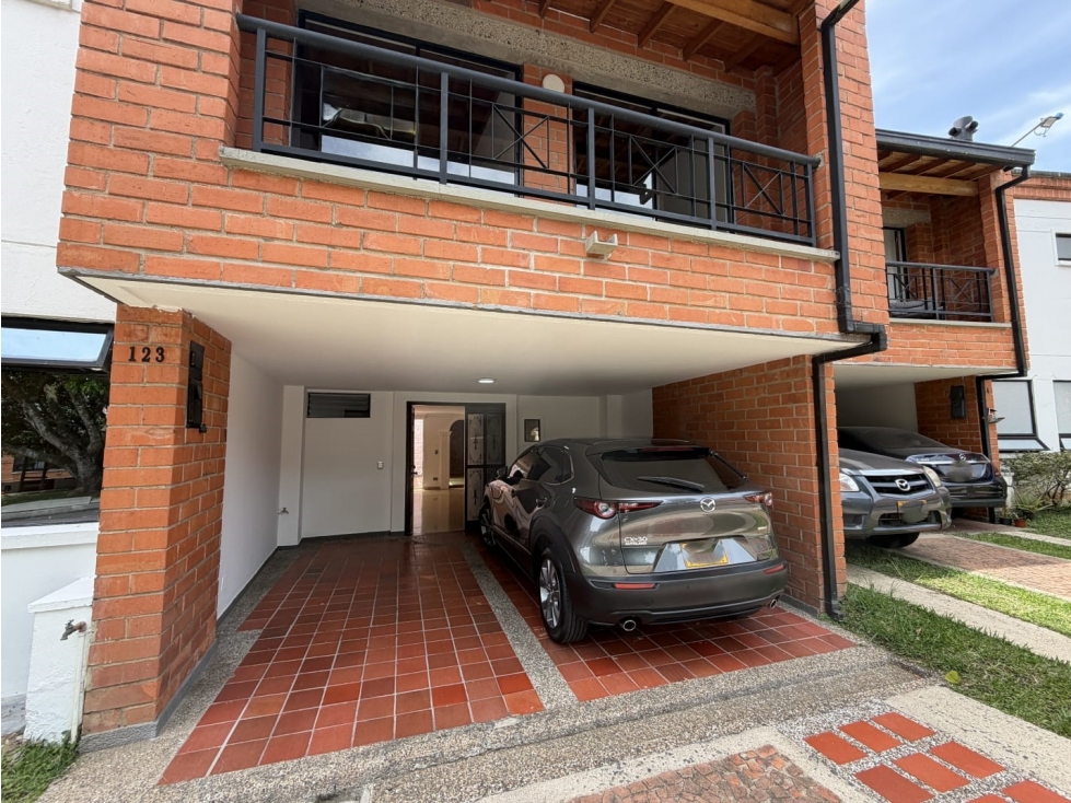 VENTA DE CASA EL CHOCHO ENVIGADO
