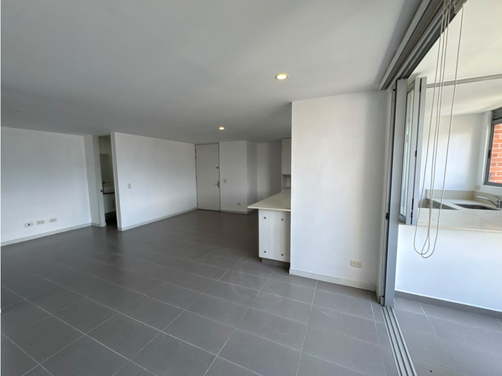 RENTA DE APARTAMENTO CASTROPOL MEDELLIN. — foto 3