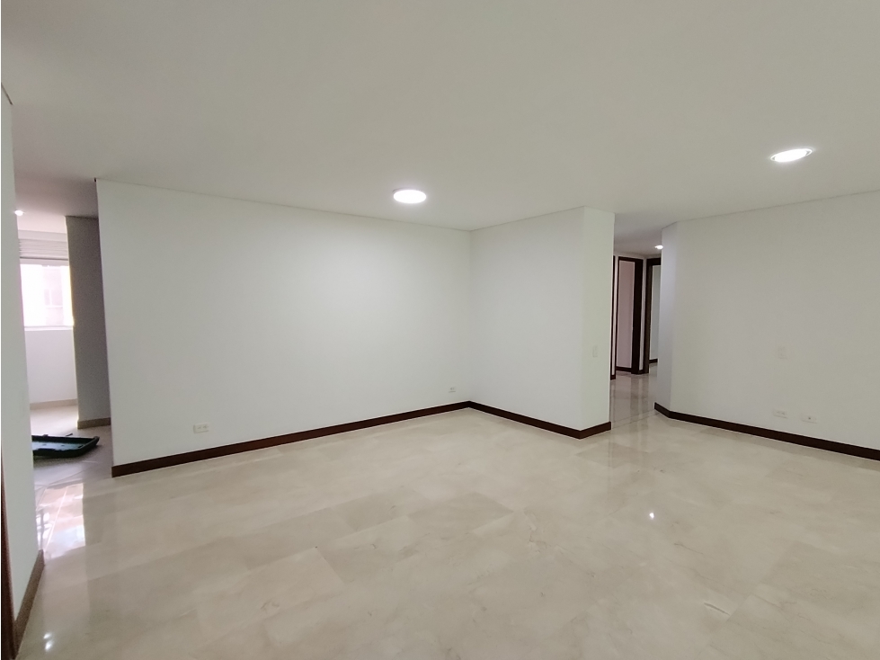 VENTA DE APARTAMENTO LAURELES MEDELLIN — foto 2