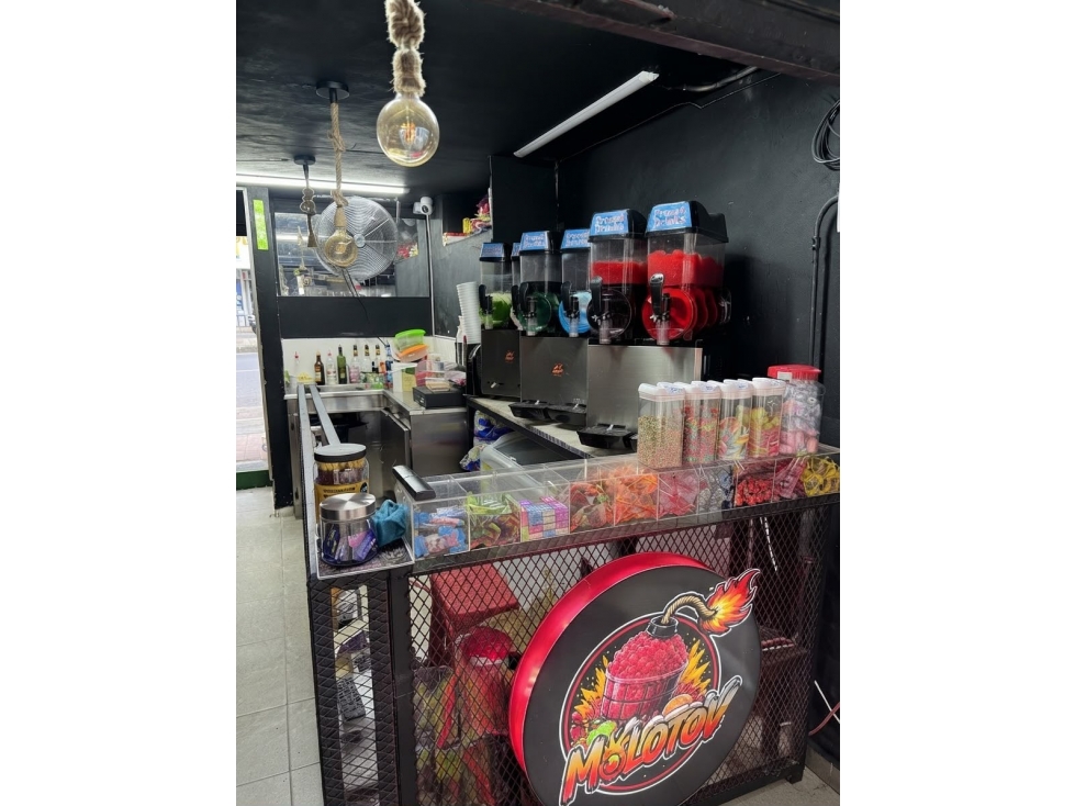 VENTA DE LOCAL COMERCIAL EL SALVADOR MEDELLÃN — foto 2