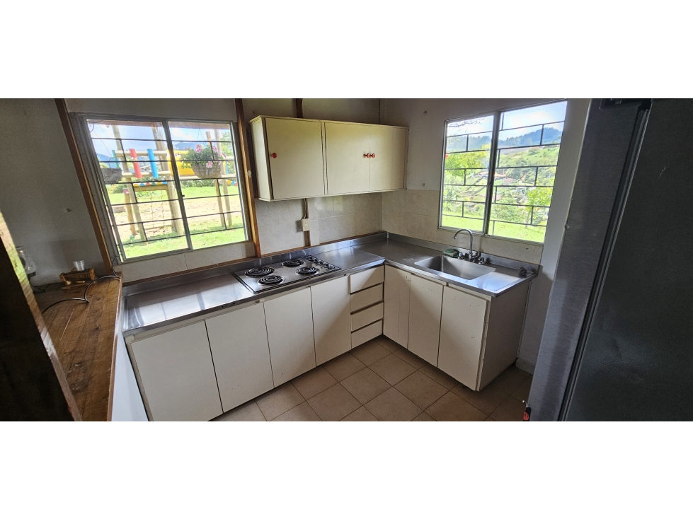 VENTA DE FINCA VEREDA EL POZO EL PEÑOL ANTIOQUIA - 6