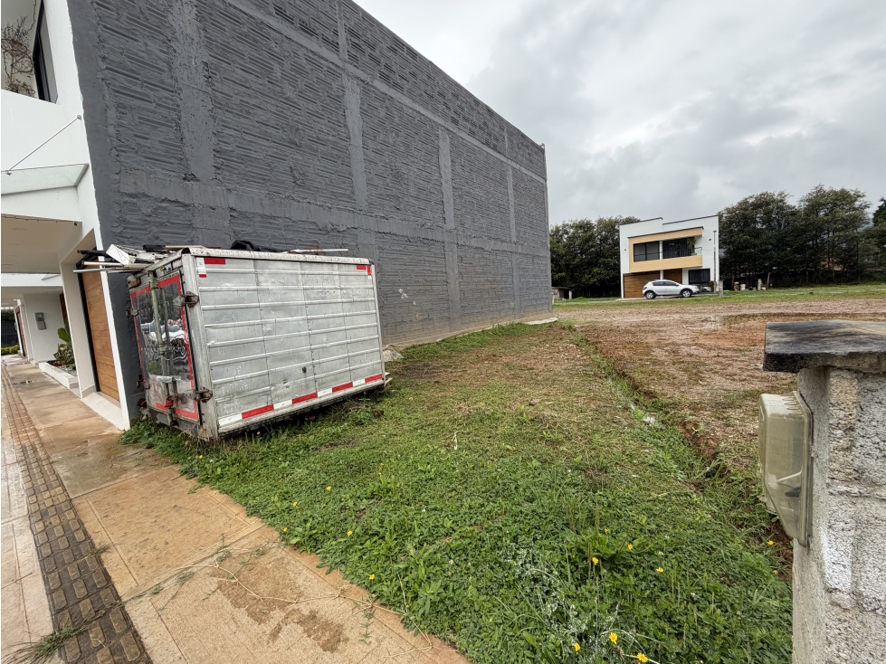 VENTA DE LOTE LA CEJA SECTOR EL TAMBO
