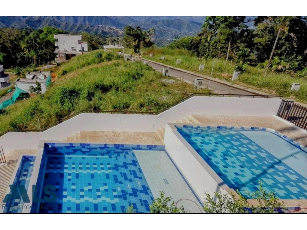 VENTA DE LOTE VEREDA LLANO DE LA MONTAÑA SOPETRAN ANTIOQUIA — foto 4