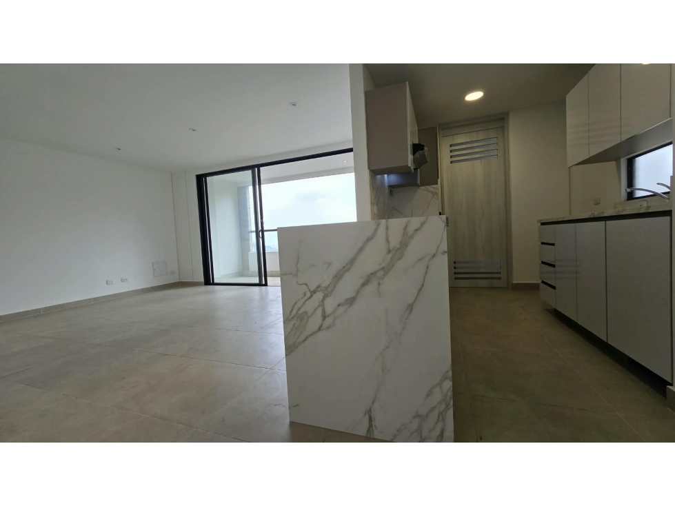 RENTA DE APARTAMENTO EN EL POBLADO CASTROPOL — foto 3