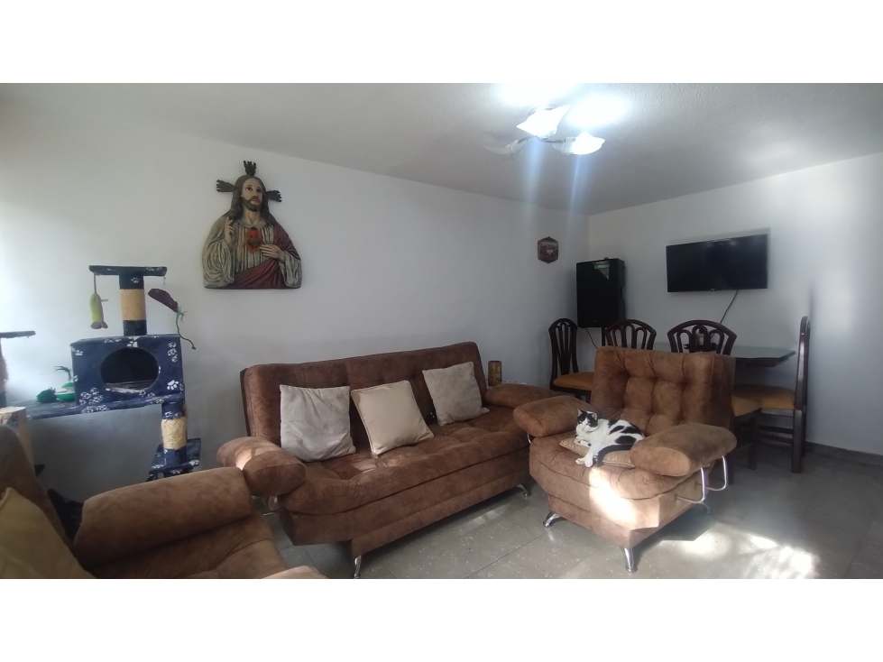 VENTA DE CASA ROBLEDO LA CAMPIÑA MEDELLIN