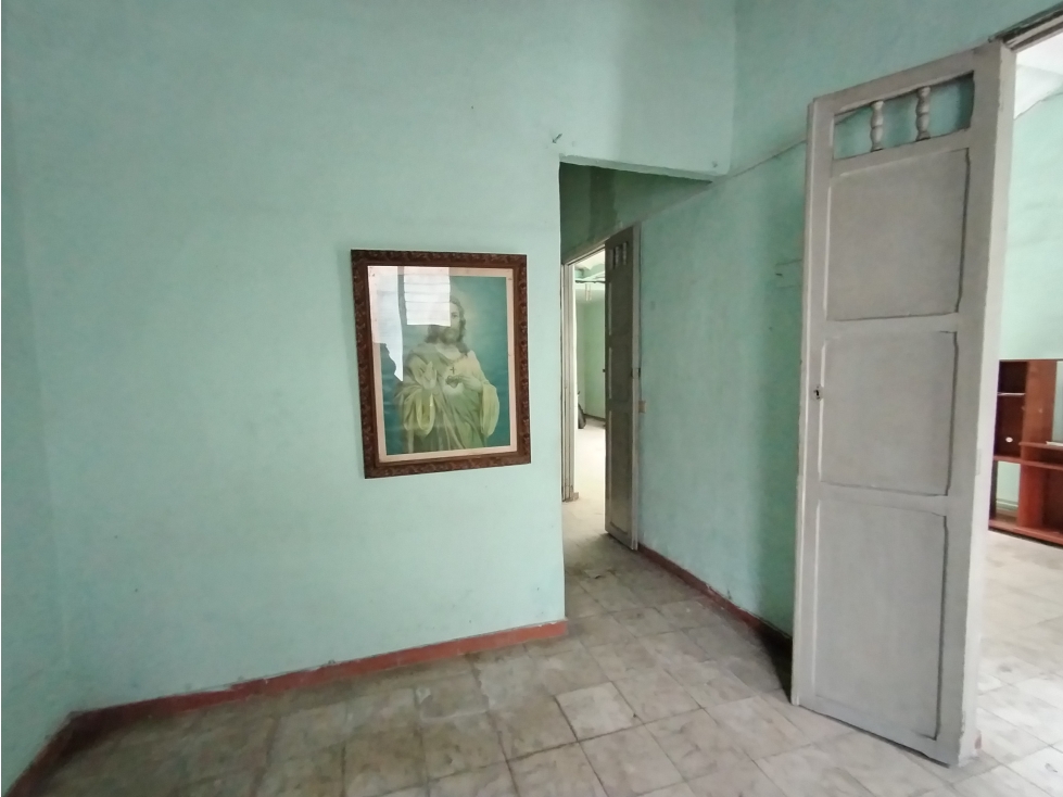 VENTA DE CASA LOTE EN BELLO BARRIO CENTRAL — foto 4