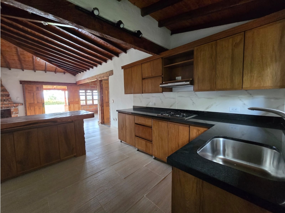 VENTA DE FINCA SANTA ELENA VEREDA EL PLACER MEDELLIN — foto 4