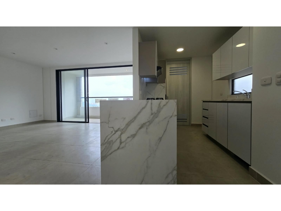 RENTA DE APARTAMENTO EN EL POBLADO CASTROPOL — foto 4