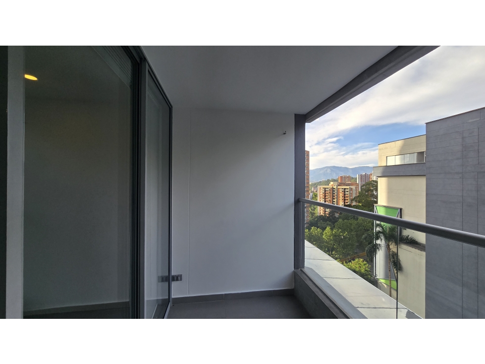 RENTA DE APARTAMENTO CASTROPOL EL POBLADO — foto 5