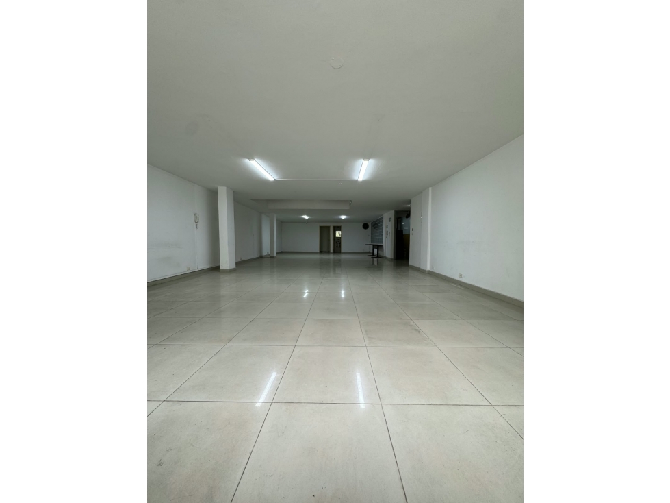 VENTA DE LOCAL MANILA EL POBLADO MEDELLIN — foto 4