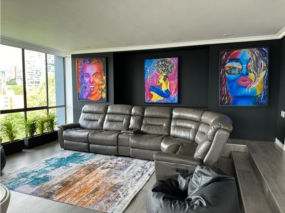 VENTA PENTHOUSE AMOBLADO EN EL POBLADO MEDELLIN