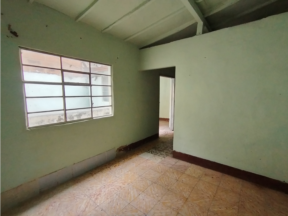 VENTA DE CASA LOTE EN BELLO BARRIO CENTRAL — foto 5