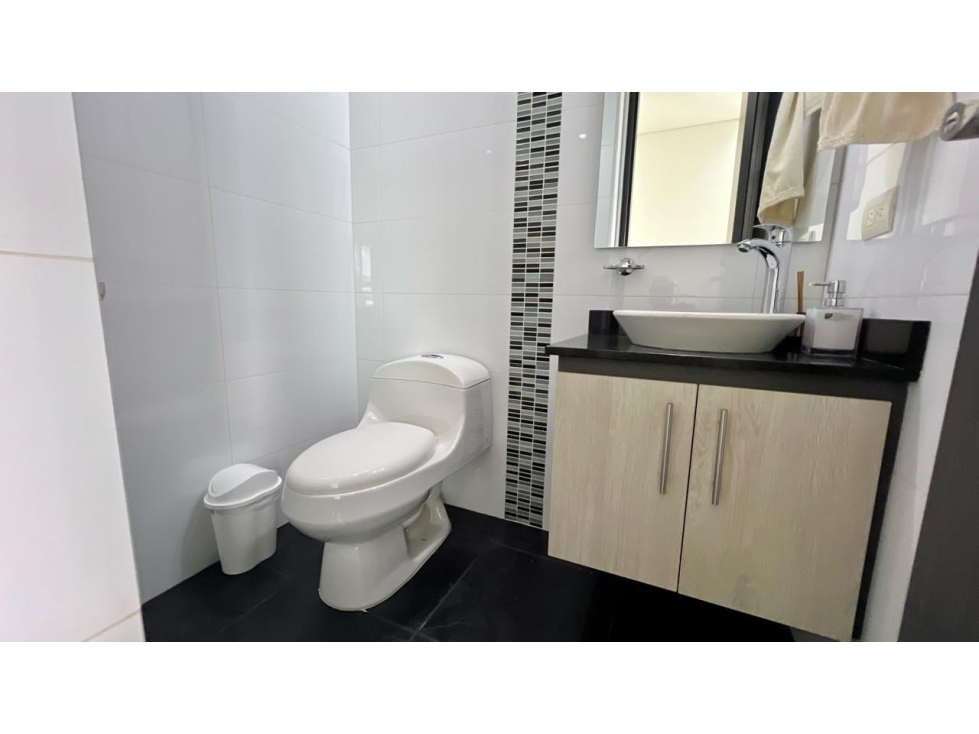 VENTA DE APARTAMENTO CASTROPOL POBLADO MEDELLIN - 6